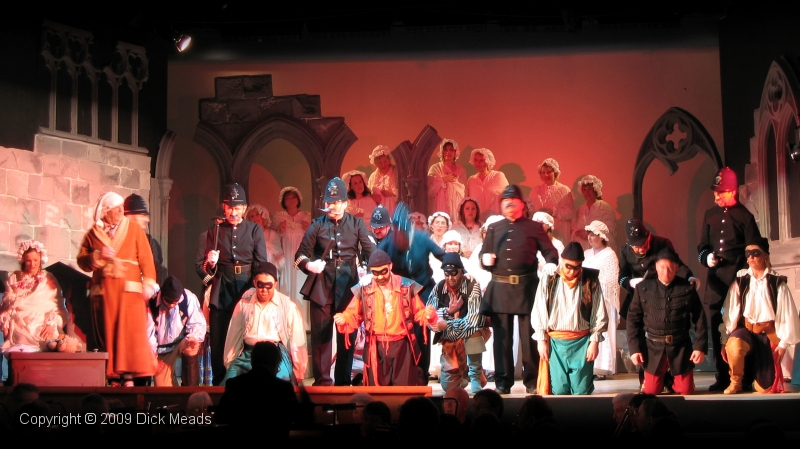 Pirates 2009 Act 2-11.jpg - "We charge you yield, in Queen Victoria's name!"